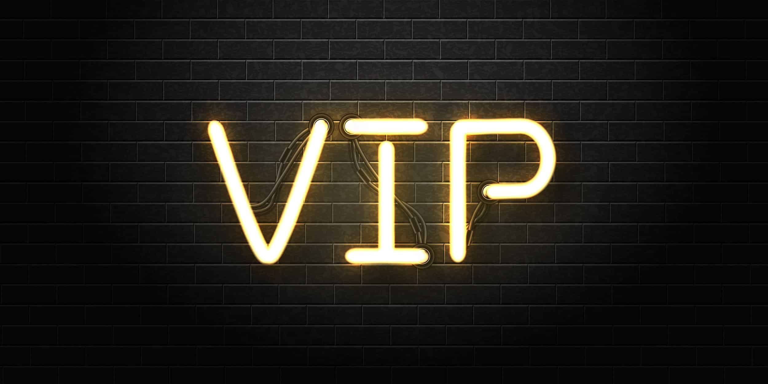 Vector,Realistic,Isolated,Neon,Sign,Of,Vip,Lettering,For,Decoration