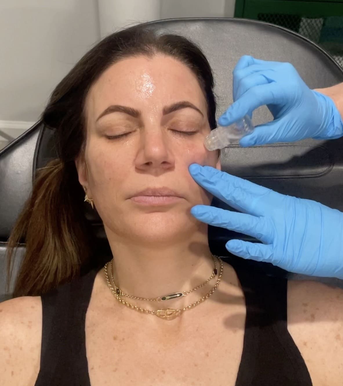 Aquagold Glass Skin Facial Aquagold Glass Skin Facial